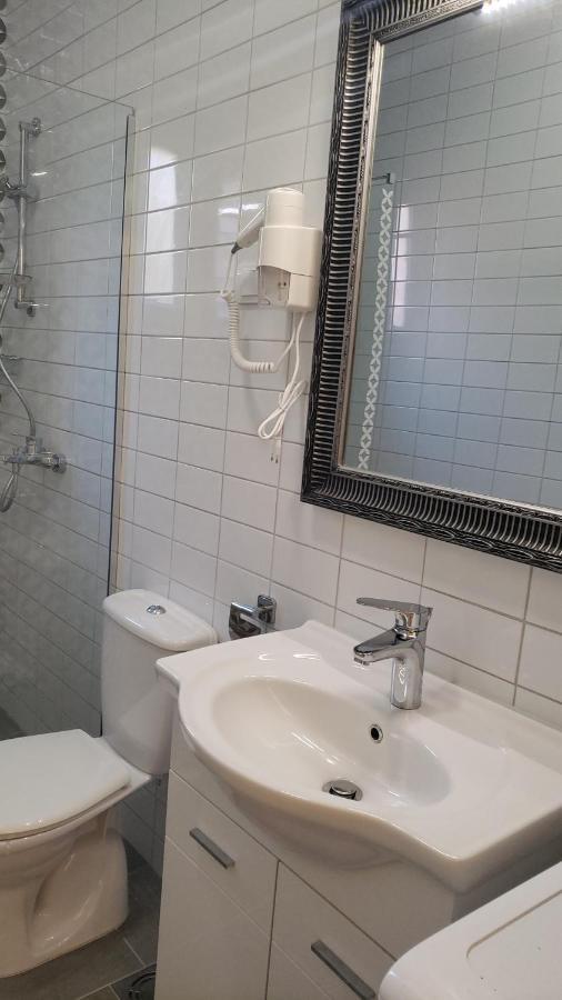 Holiday Home Nives Tivat Exterior foto